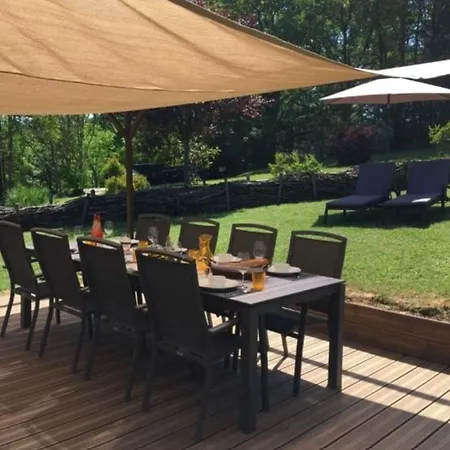 Domaine Des Grands Bois Privatise, 9 Chambres, 18 Personnes, Salle De Jeux, Piscine Panoramique Privee Et Chauffee
