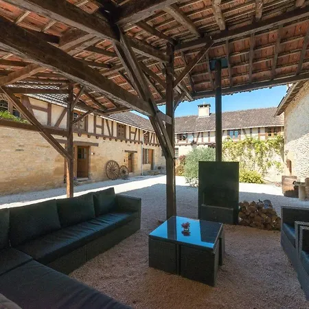 Domaine Des Grands Bois Privatise, 9 Chambres, 18 Personnes, Salle De Jeux, Piscine Panoramique Privee Et Chauffee