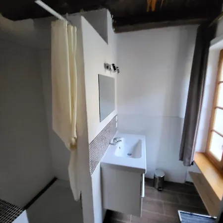 Domaine Des Grands Bois Privatise, 9 Chambres, 18 Personnes, Salle De Jeux, Piscine Panoramique Privee Et Chauffee * Sergeac